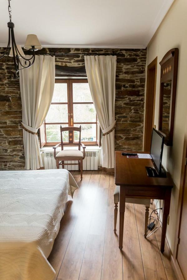 Hotel Ambasmestas Екстериор снимка